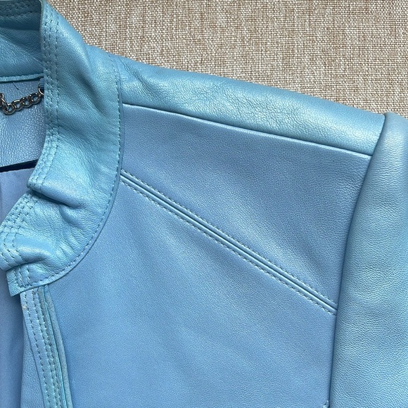 White House Black Market 100% Leather Blue Jackey - Picture 11 of 12